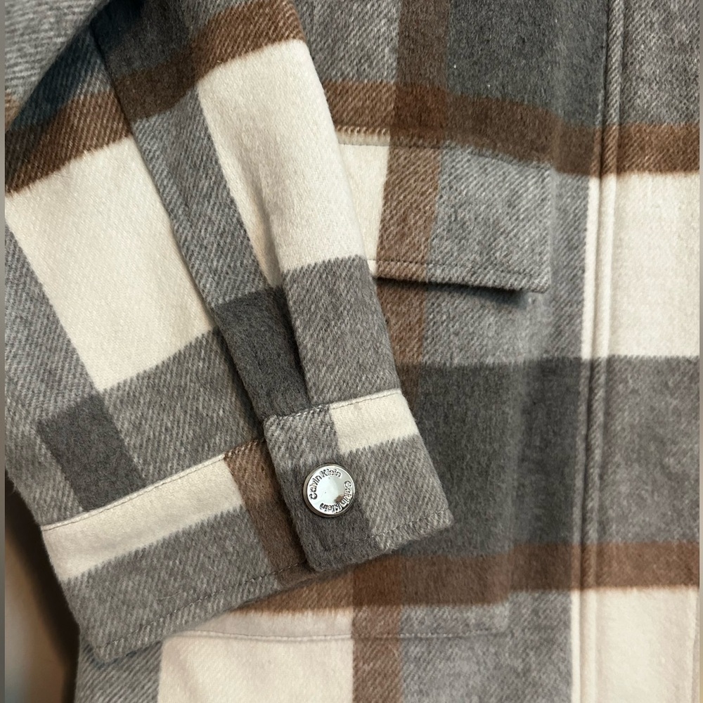 🔆 Calvin Klein Plaid Gray and Cream Trench Coat with Belt - Medium NWOT - Picture 12 of 16